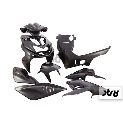 Kit Carena STR8 completo (11 Pezzi), Aerox / Nitro, carbonio